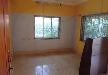 Room in 6 BHK Independent House at Em Bypass – for Sale