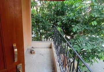 Balcony in 6 BHK Independent House at Em Bypass – for Sale