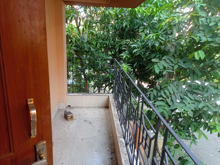 Balcony, em bypass 6 Bedroom 6500 Sq.Ft. Independent House In Em Bypass Kolkata 9348029
