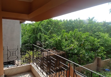 Balcony in 6 BHK Independent House at Em Bypass – for Sale