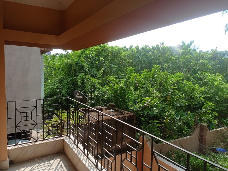 Balcony, em bypass 6 Bedroom 6500 Sq.Ft. Independent House In Em Bypass Kolkata 9348029
