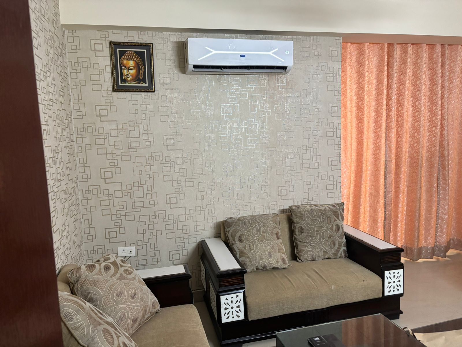 3.5 BHK + Servant Room Apartment For Rent in Supertech 34 Pavilion