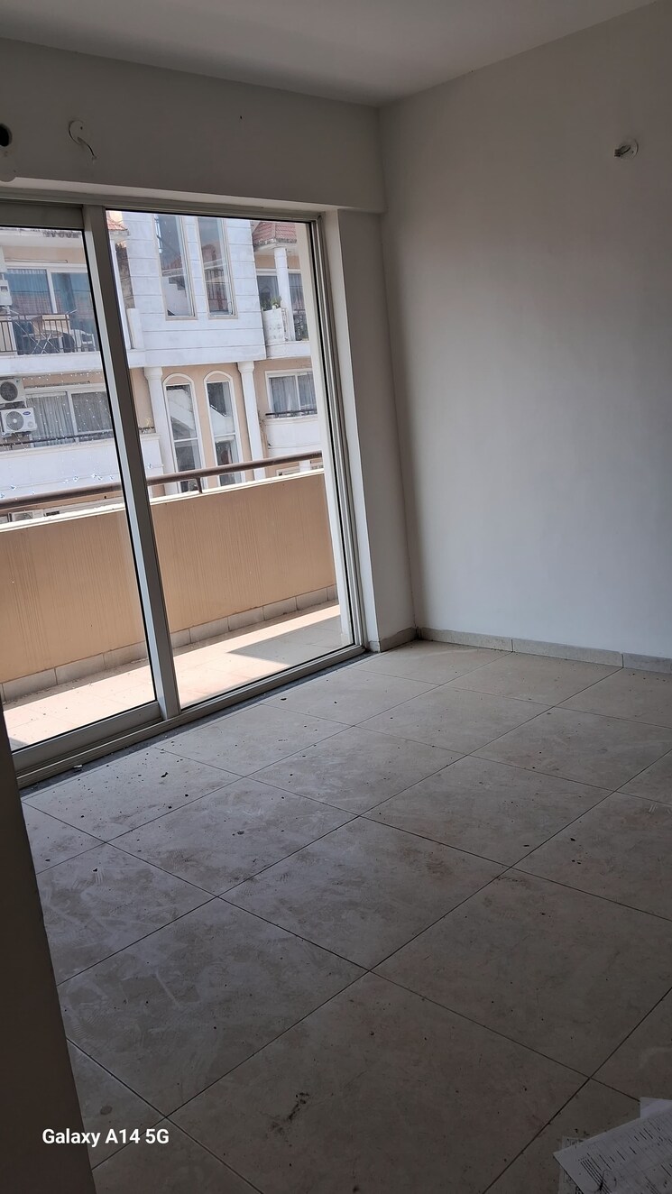 Room, motiaz-royal-citi 3 Bedroom 1460 Sq.Ft. Apartment In Ambala Highway Zirakpur 9348056