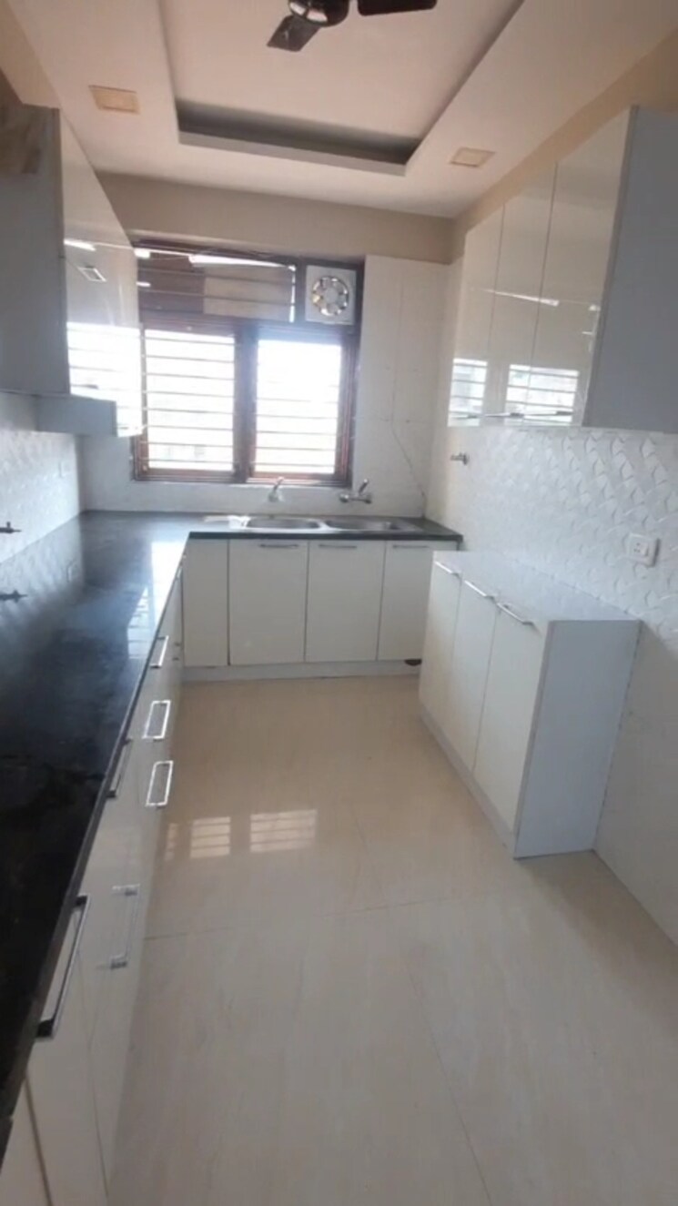 Kitchen, bp-homes 3 Bedroom 250 Sq.Yd. Builder Floor In Sector 85 Faridabad 9348049