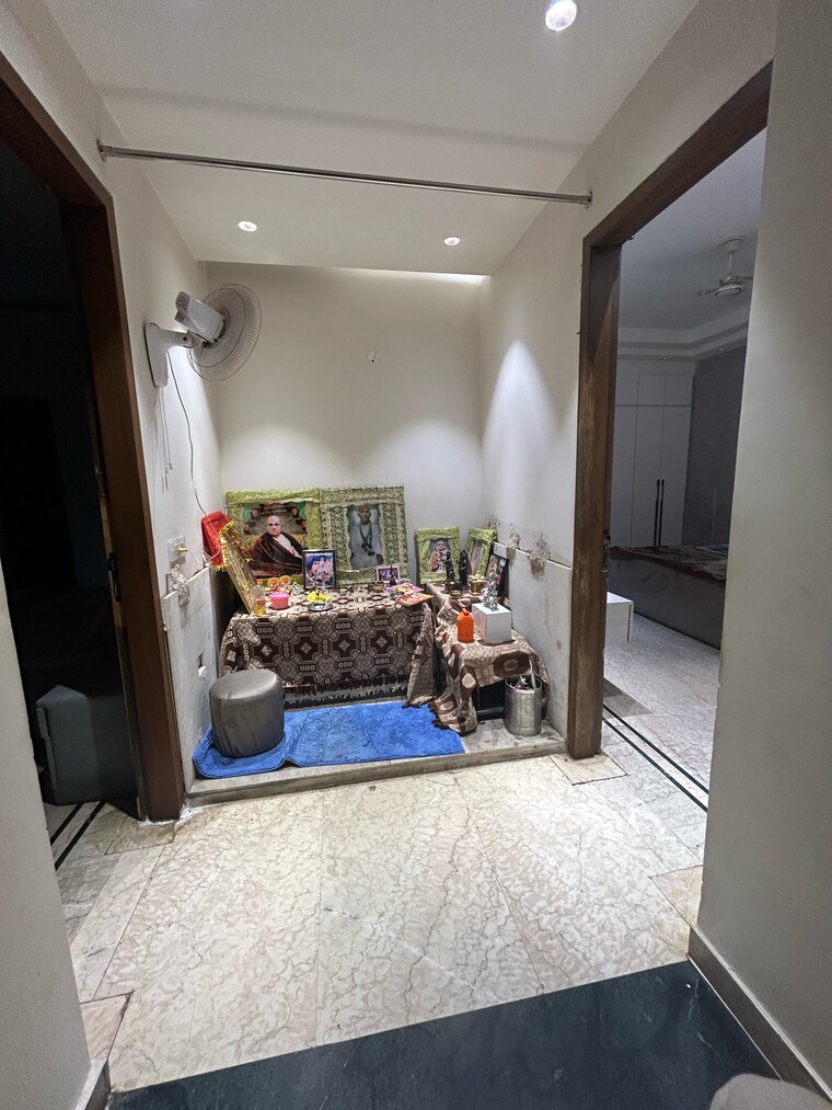 Bedroom, rwa-apartments-sector-50 3 Bedroom 250 Sq.Mt. Independent House In Sector 50 Noida 9348053