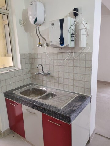 Bathroom in 3 BHK Apartment at Paarth Aadyant, Gomti Nagar – for Rent