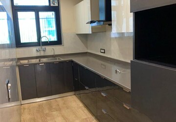 Kitchen in 3 BHK Builder Floor at Ansal Sushant Lok I, Sector 43 – for Rent