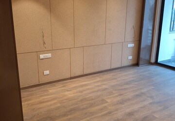 Room in 3 BHK Builder Floor at Ansal Sushant Lok I, Sector 43 – for Rent