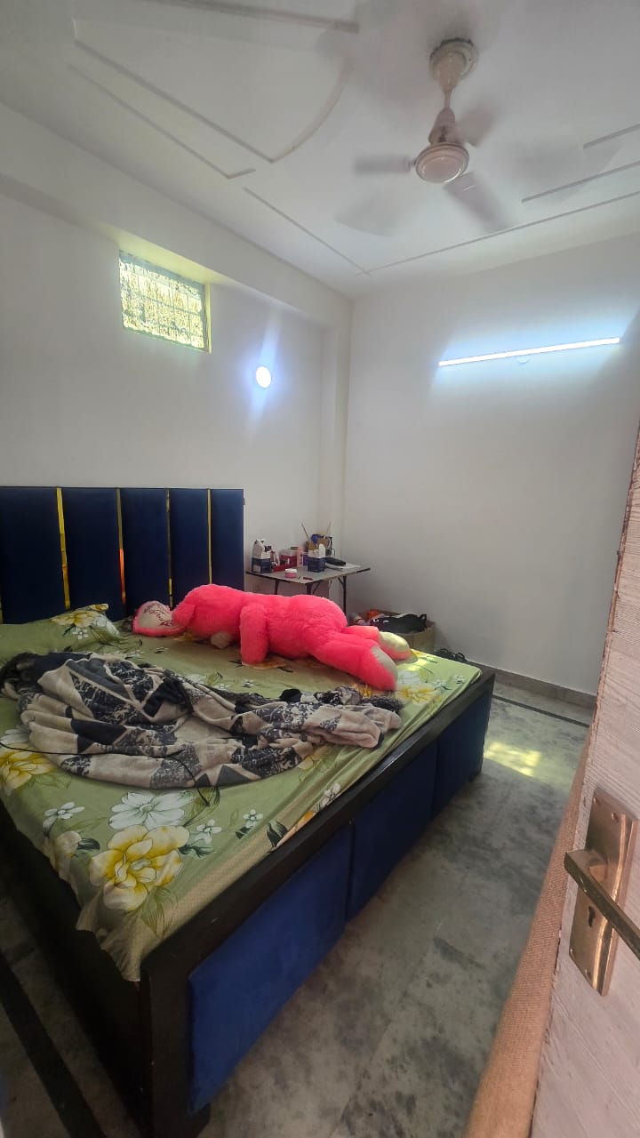 1 BHK Builder Floor For Rent in Saket