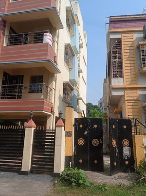 6+ BHK Independent House – Exterior View View at Em Bypass - for Sale