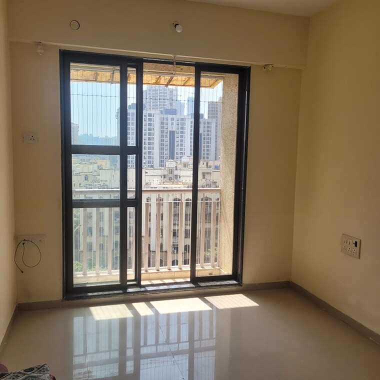 Room, raunak-heights 1 Bedroom 420 Sq.Ft. Apartment In Anand Nagar Thane 9348111