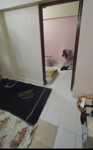 Furnished Amenities in 1 BHK Apartment at Anand CHS Matunga, Matunga East – for Rent