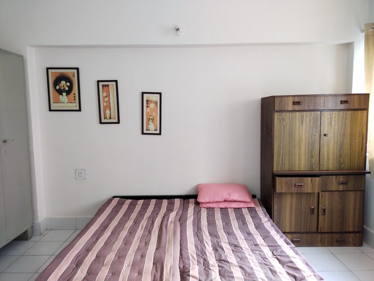 Bedroom, ramesh-hermes-heritage-phase-2 2 Bedroom 1010 Sq.Ft. Apartment In Shastrinagar Pune 9348092