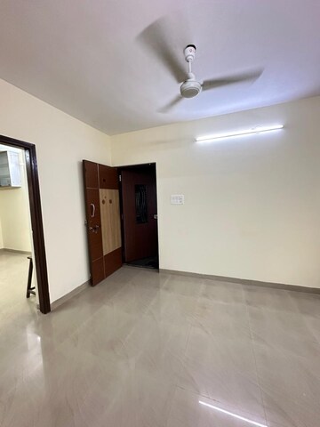 Room in 1.5 BHK Apartment at Om CHS Sion, Sion – for Rent