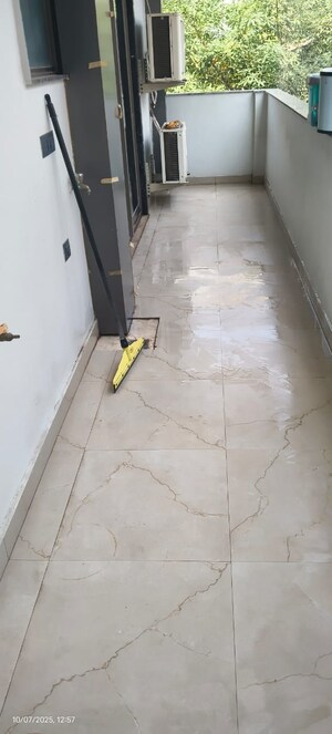 Balcony in 3 BHK Builder Floor at Ansal Sushant Lok I, Sector 43 – for Rent