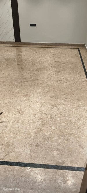 Master Bedroom in 3 BHK Builder Floor at Ansal Sushant Lok I, Sector 43 – for Rent