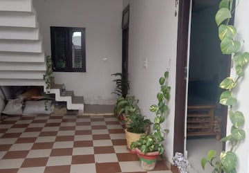 2 BHK Independent House For Rent in Malhour