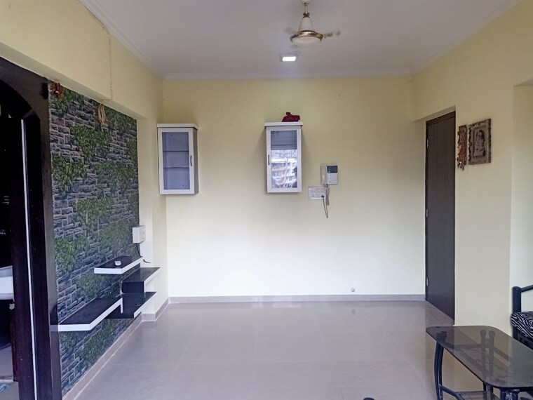 Room, raunak-city-phase-2 1 Bedroom 400 Sq.Ft. Apartment In Kalyan West Thane 9348140