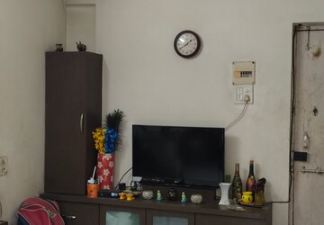 Furnished Amenities in 2 BHK Apartment at Nerul Sector 21 – for Sale