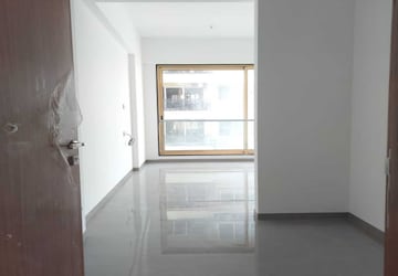 Room in 3 BHK Apartment at Matunga East – for Sale