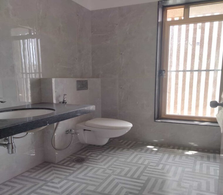 Bathroom, matunga east 3 Bedroom 1700 Sq.Ft. Apartment In Matunga East Mumbai 9348142
