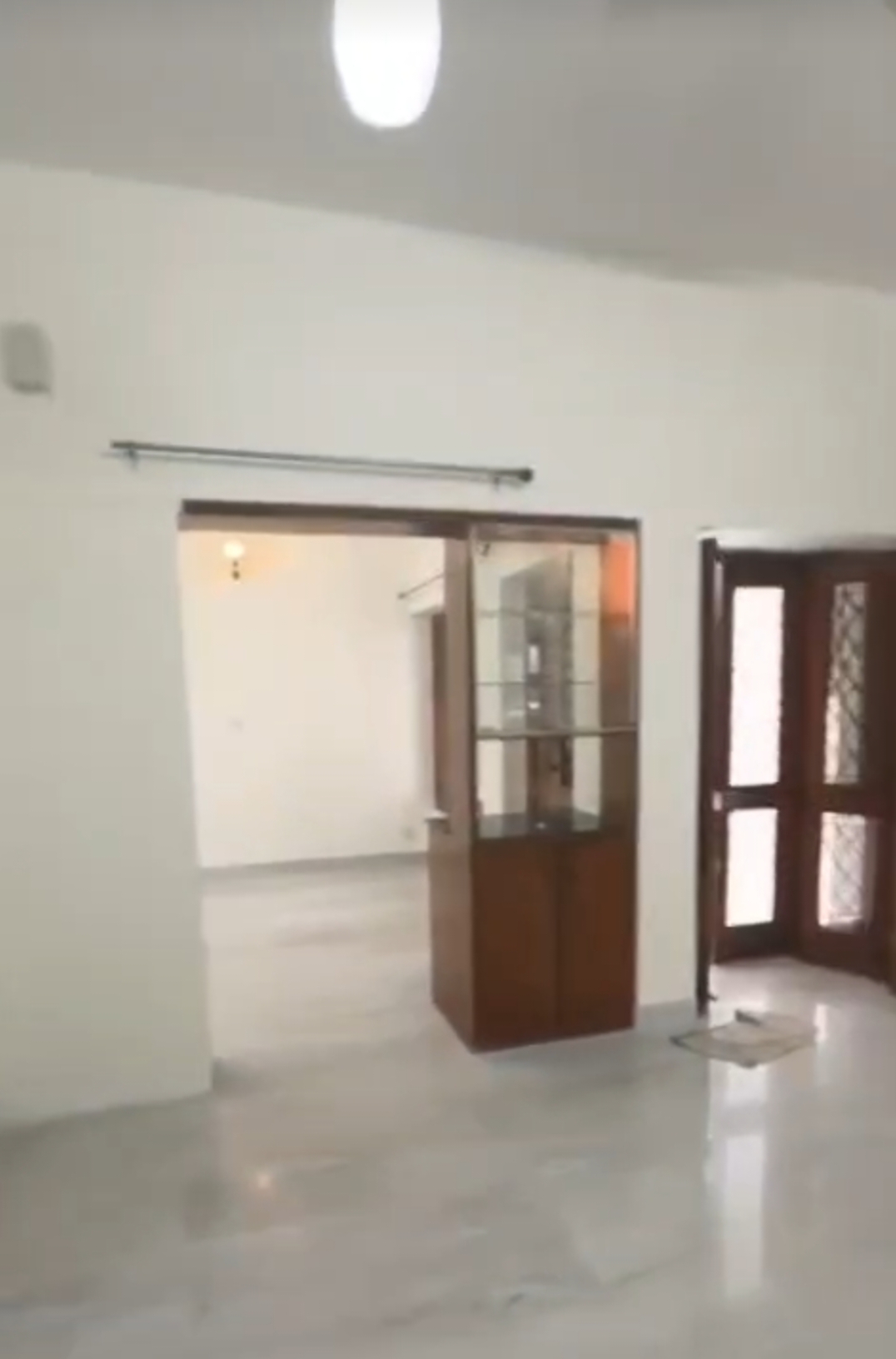 3 BHK + Extra Room Builder Floor For Rent in Chittaranjan Park