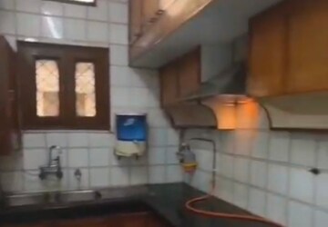 Kitchen in 3 BHK Builder Floor at Chittaranjan Park – for Rent