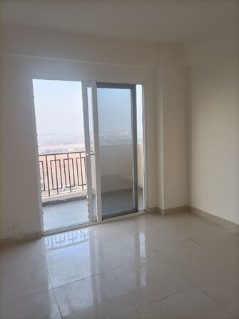 3 BHK + Servant Room Apartment For Sale in Signature Global Twin Tower DXP in Sector 84, Gurgaon