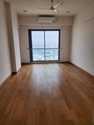 Room in 3 BHK Apartment at Adani Ten BKC, Bandra East – for Rent