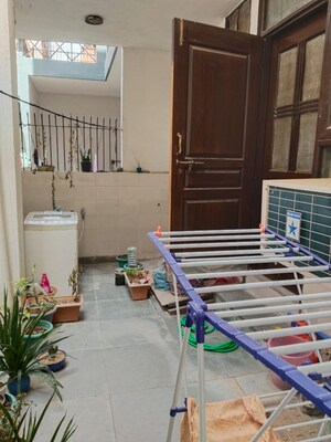 Balcony in 1 BHK Builder Floor at Sector 40 – for Rent