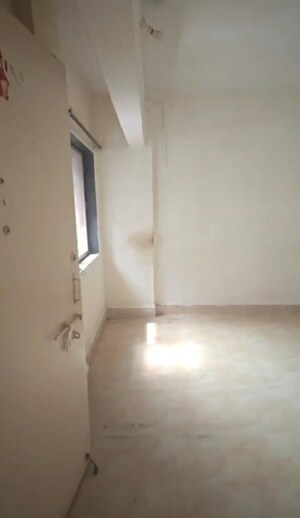 Room in 2 BHK Apartment at Dadar West – for Rent