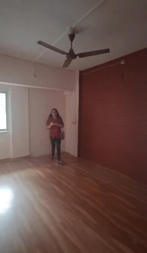 Bedroom in 2 BHK Apartment at Dadar West – for Rent