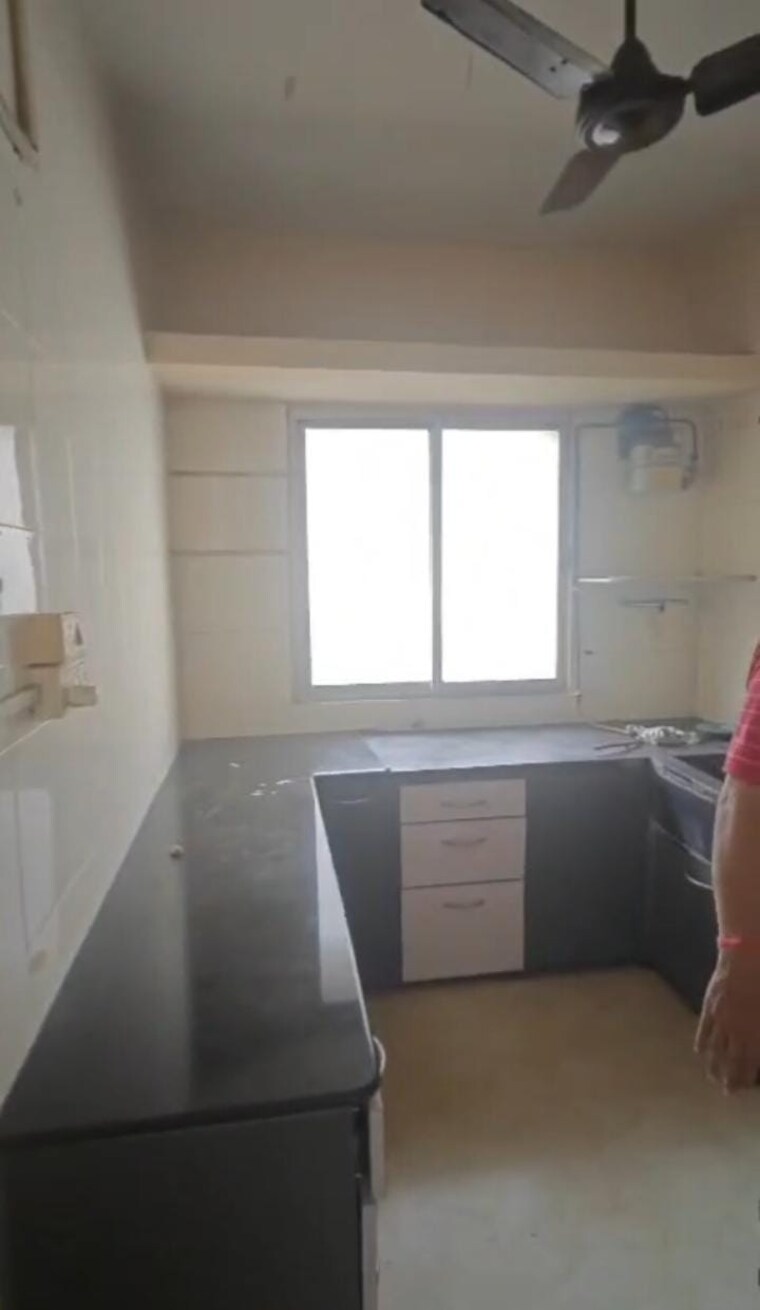 Kitchen, dadar west 2 Bedroom 550 Sq.Ft. Apartment In Dadar West Mumbai 9348197