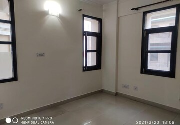 Room in 3 BHK Apartment at HBH Galaxy Apartments, Sector 43 – for Rent
