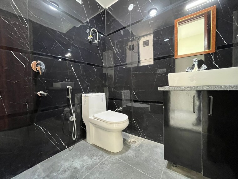 Team Area, chattarpur 2 Bedroom 1000 Sq.Ft. Builder Floor In Chattarpur Delhi 9348226