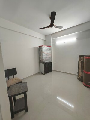 Furnished Amenities in 2 BHK Apartment at Shree Vardhman Green Court, Sector 90 – for Rent