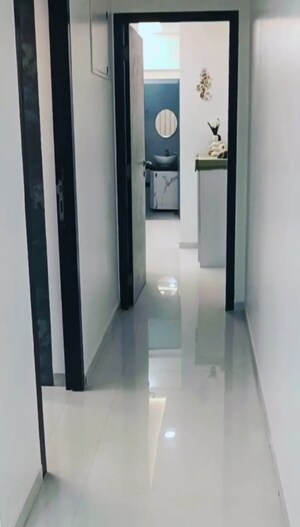 2 BHK Apartment For Rent in Marathon Nextown Phase 2, Padle