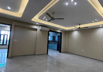 4 BHK Builder Floor For Rent in Green Fields Colony