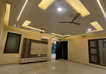 4 BHK Builder Floor – Exterior View View at Green Fields Colony - for Rent