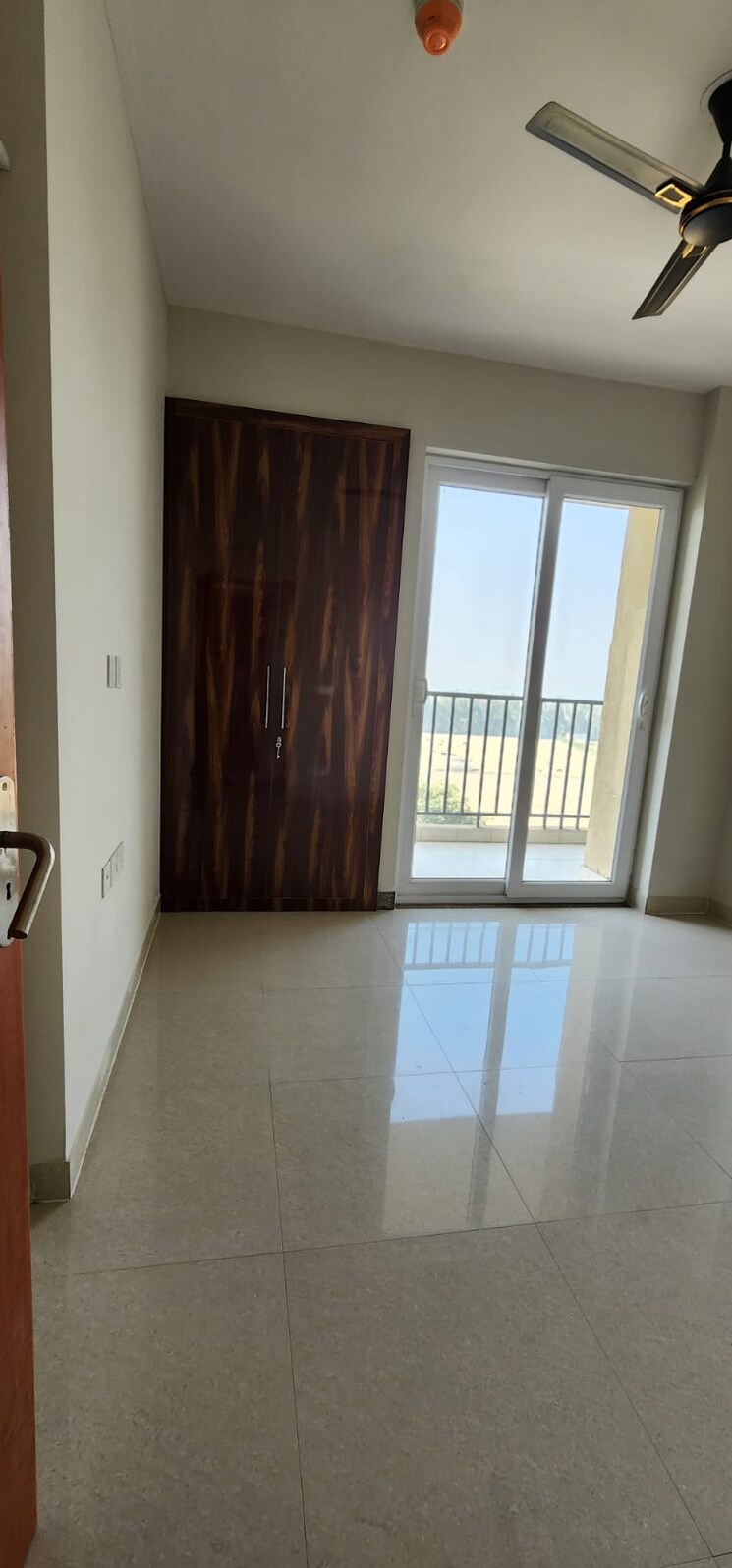 Room, tata-eureka-park 2 Bedroom 1100 Sq.Ft. Apartment In Sector 150 Noida 9348263