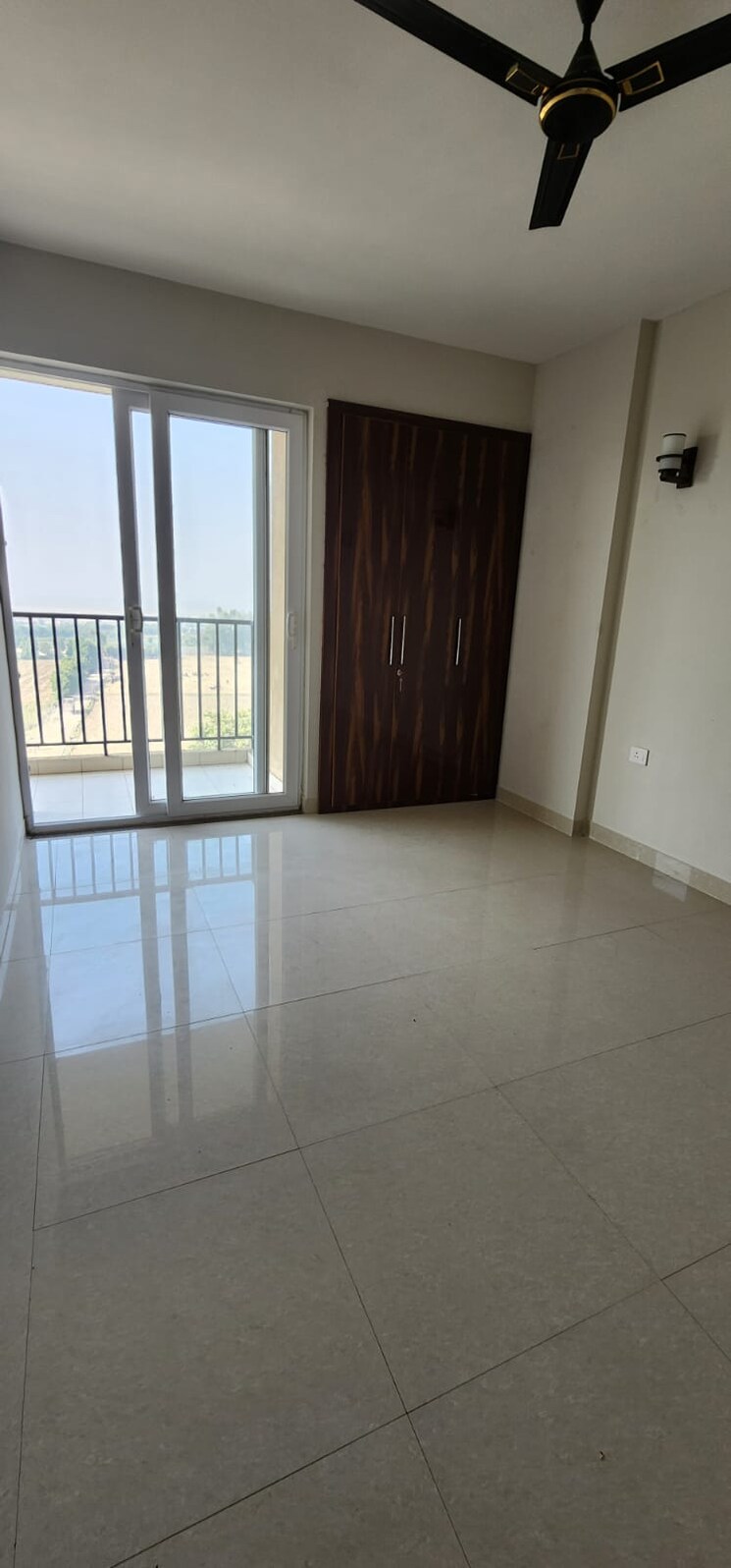 Room, tata-eureka-park 2 Bedroom 1100 Sq.Ft. Apartment In Sector 150 Noida 9348263