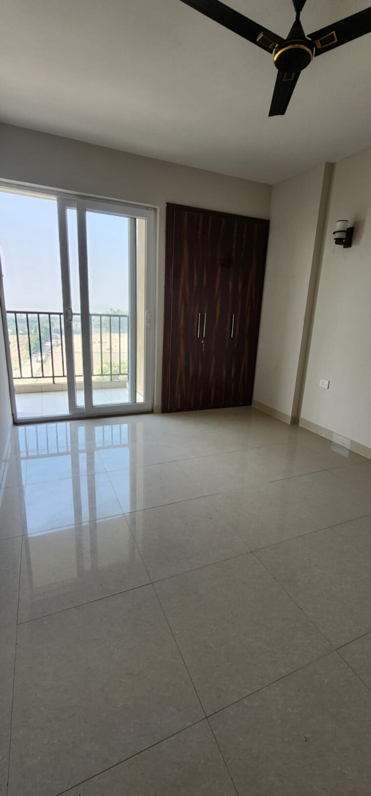 Room, tata-eureka-park 2 Bedroom 1100 Sq.Ft. Apartment In Sector 150 Noida 9348263