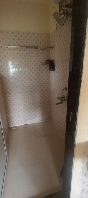 1 BHK Apartment For Rent in Green Hills, Kandivali East