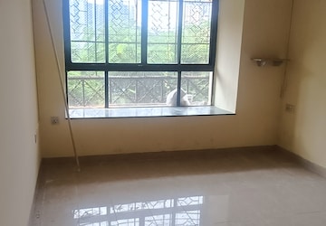 Room in 1 BHK Apartment at Green Hills, Kandivali East – for Rent