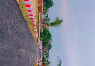 Plot For Sale in Kanpur Road