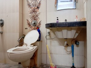 Bathroom in 2 BHK Apartment at Chembur – for Rent
