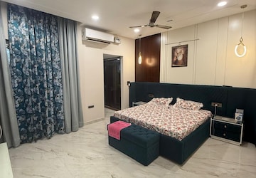 Bedroom in 6 BHK Apartment at Aerocity – for Sale