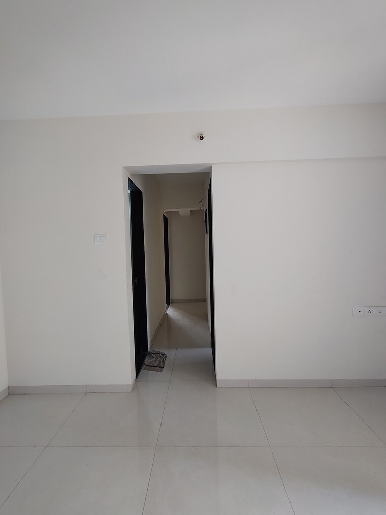 Room, kandivali west 2 Bedroom 600 Sq.Ft. Apartment In Kandivali West Mumbai 9348303