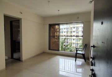 Furnished Amenities in 2 BHK Apartment at Kandivali West – for Sale