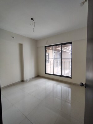 2 BHK Apartment For Sale in Kandivali West